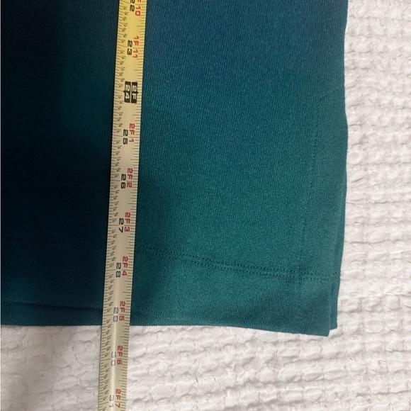 NWT Van Heusen Women's Cowl Neck Long Sleeves Sweater Color Green Size XL - Picture 8 of 8